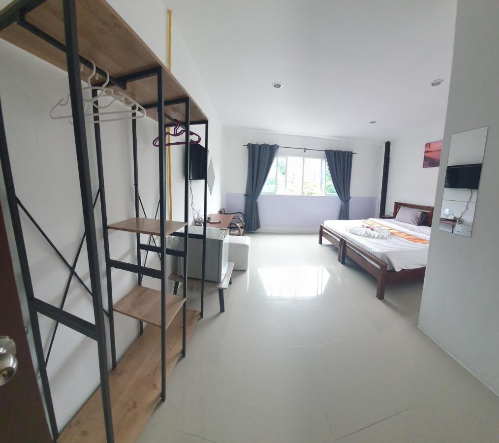 At Home Hotel Patong Экстерьер фото