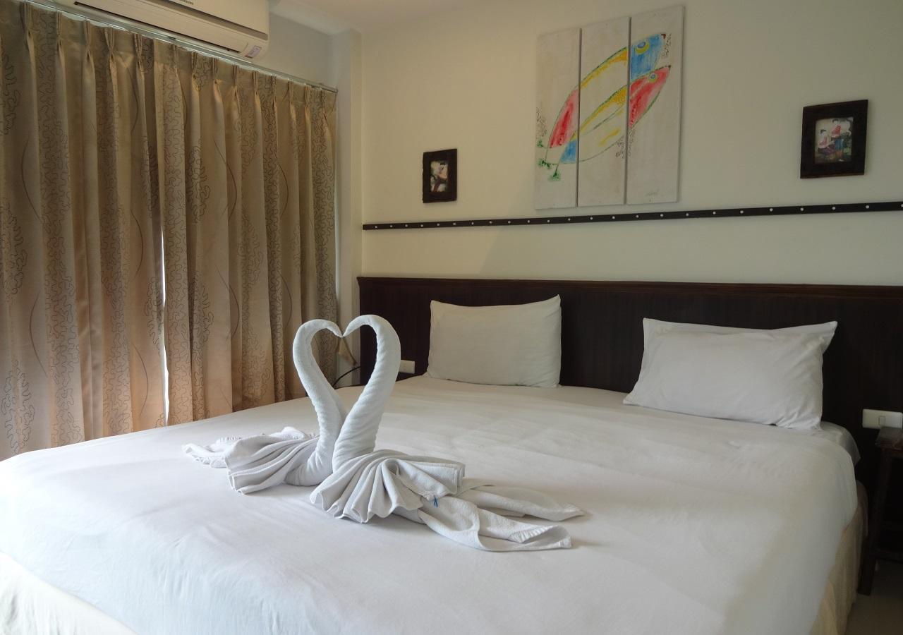 At Home Hotel Patong Экстерьер фото